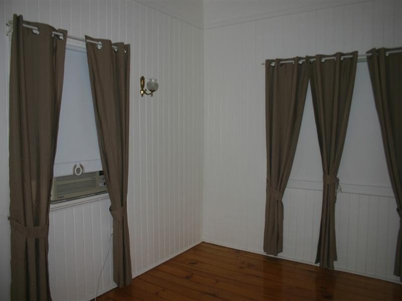 34 Gordon Street, Gordon Park QLD 4031