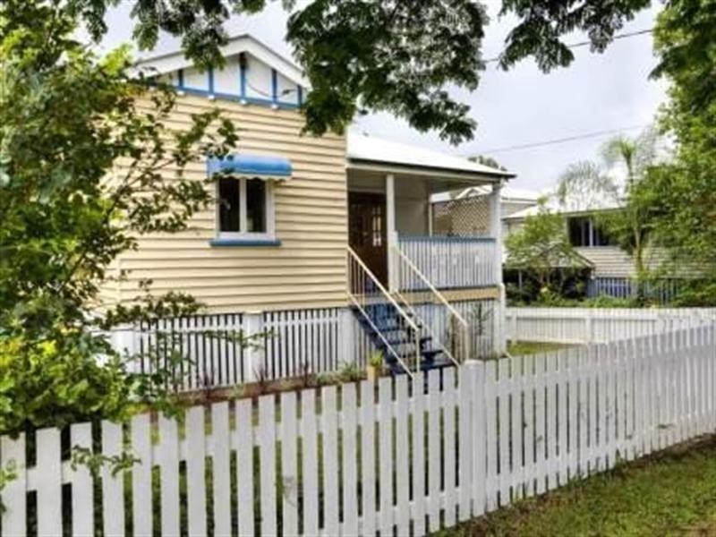 26 Myrtle Street, Grange QLD 4051