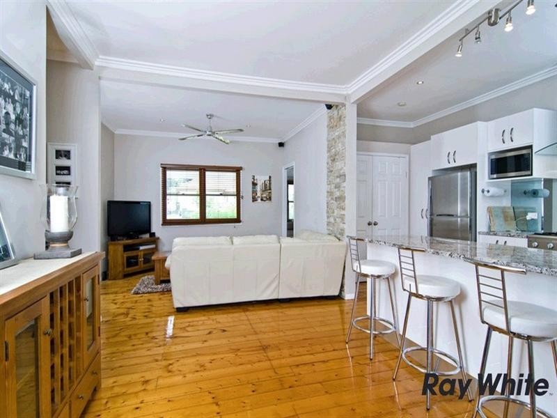 38 Edinburgh Castle Road, Kedron QLD 4031