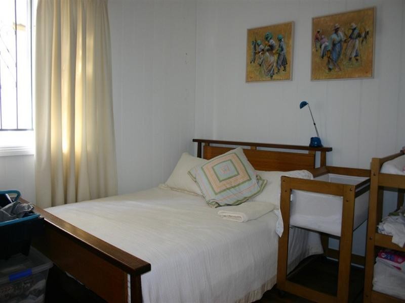 12 Swan Terrace, Windsor QLD 4030