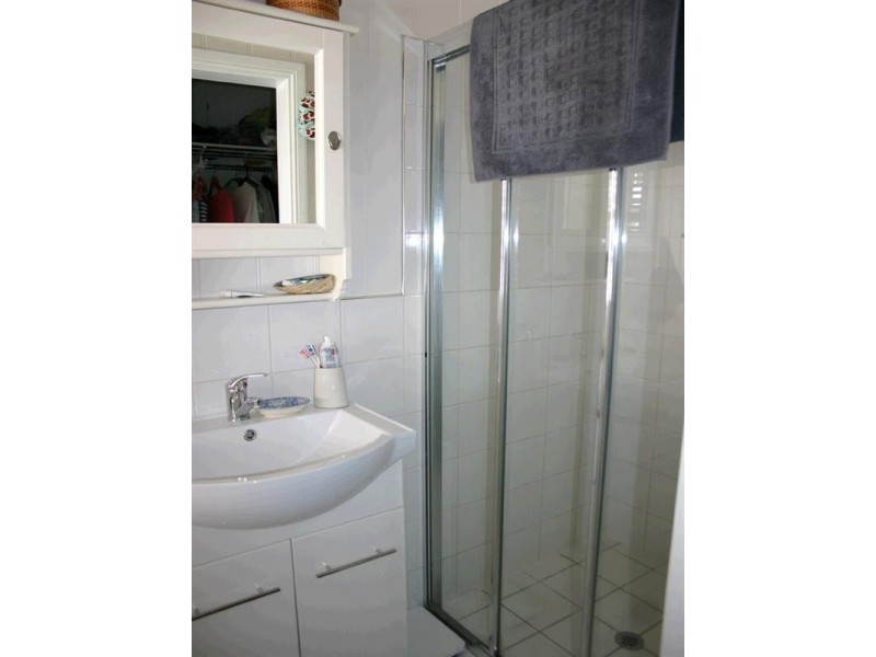 12 Swan Terrace, Windsor QLD 4030