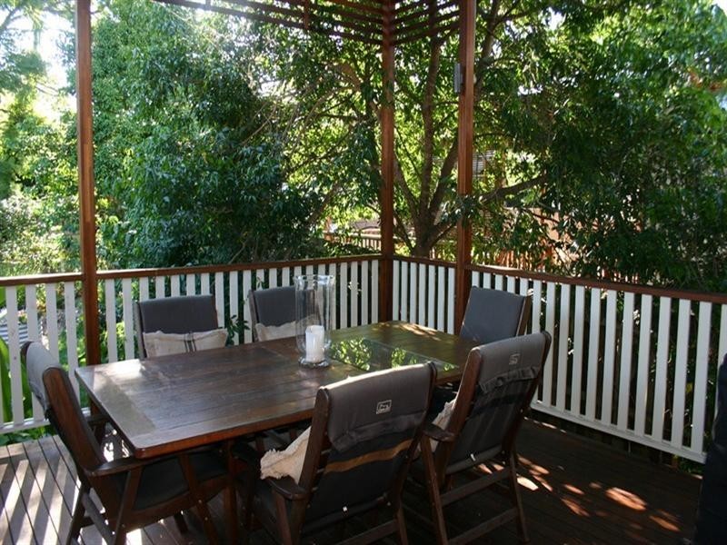 12 Swan Terrace, Windsor QLD 4030