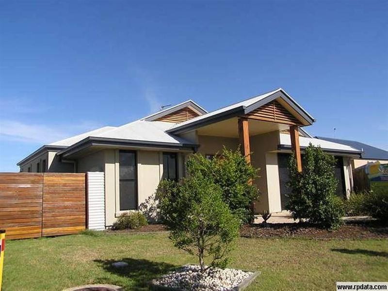 4 Cougal Circuit, Caloundra West QLD 4551