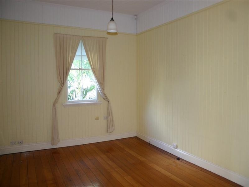 34 Garrick Terrace, Herston QLD 4006