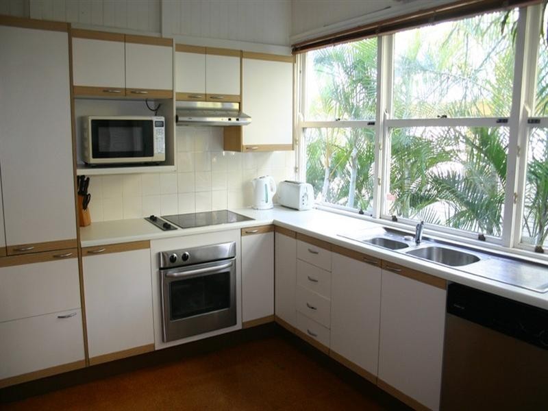 34 Garrick Terrace, Herston QLD 4006