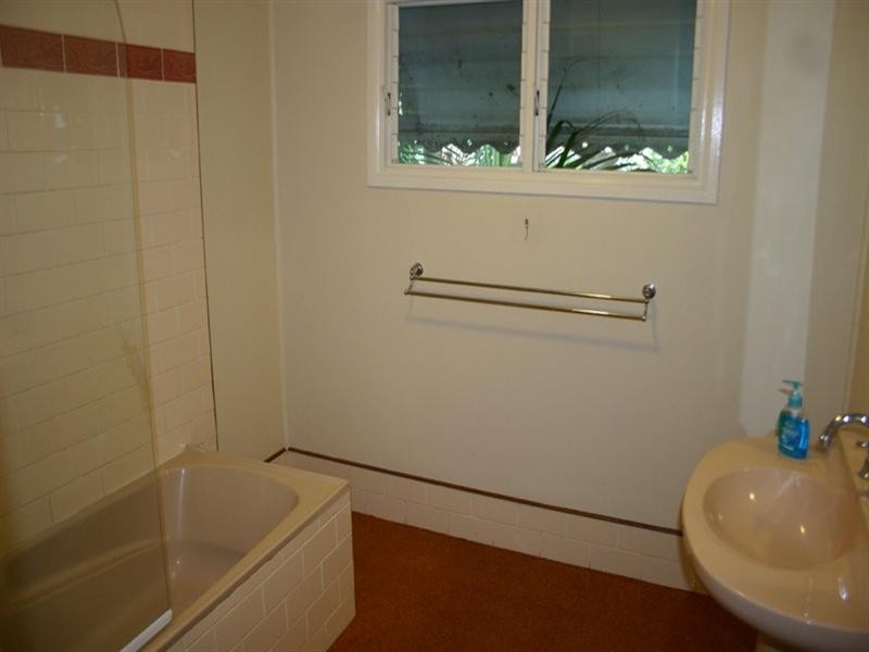 34 Garrick Terrace, Herston QLD 4006