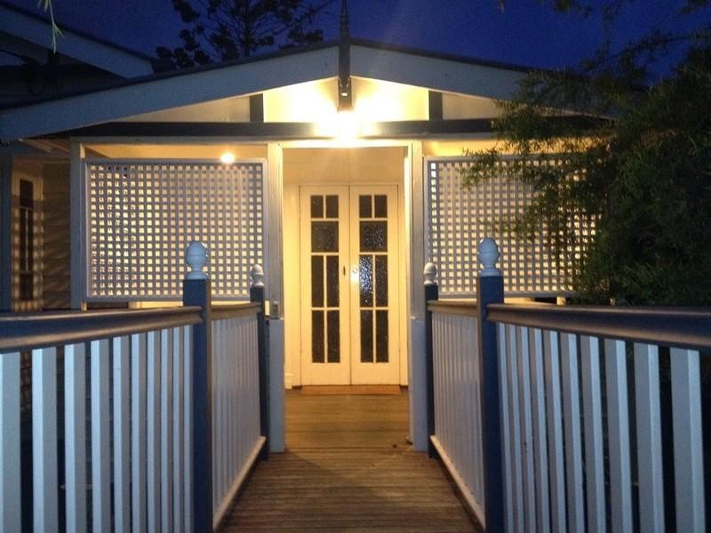 29 Tenth Avenue, Windsor QLD 4030