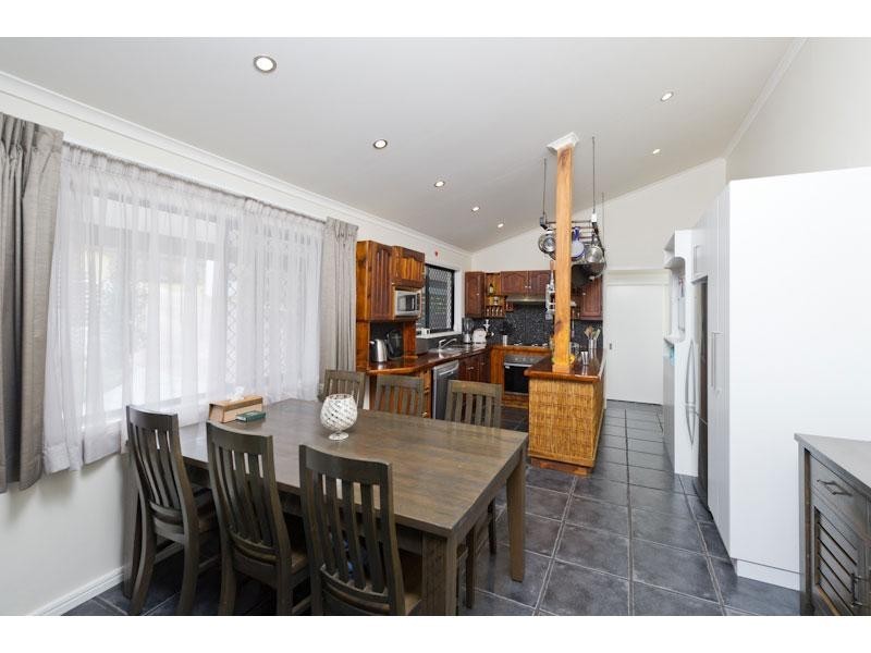 30 Bordeau Crescent, Petrie QLD 4502