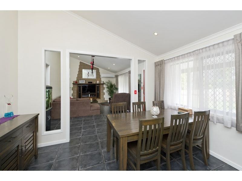 30 Bordeau Crescent, Petrie QLD 4502