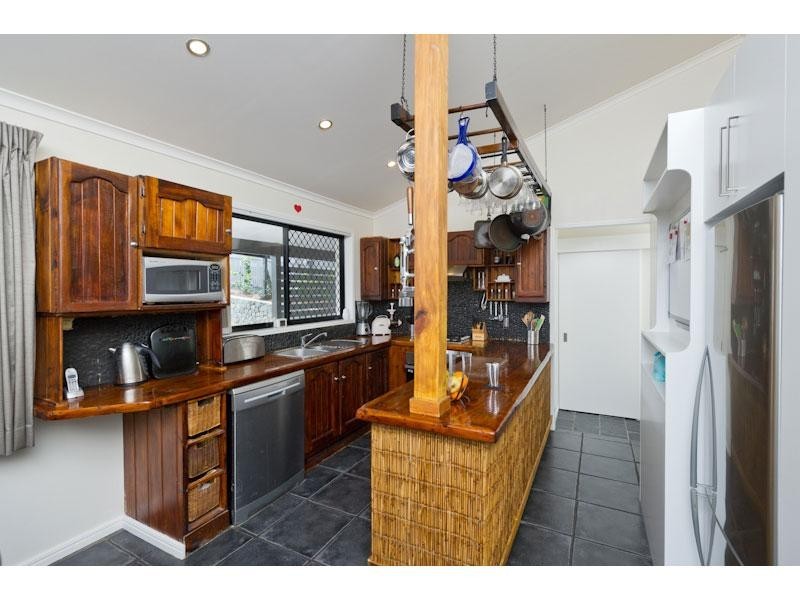 30 Bordeau Crescent, Petrie QLD 4502