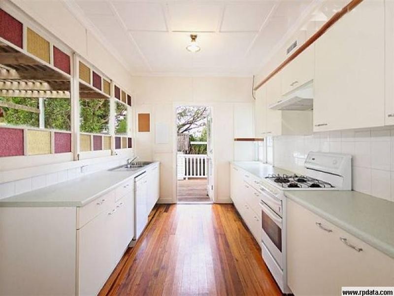 303 Banks Street, Ashgrove QLD 4060