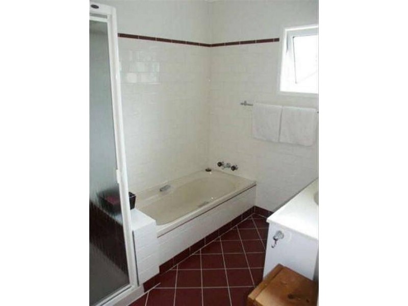 7 Allara Crescent, Ferny Hills QLD 4055