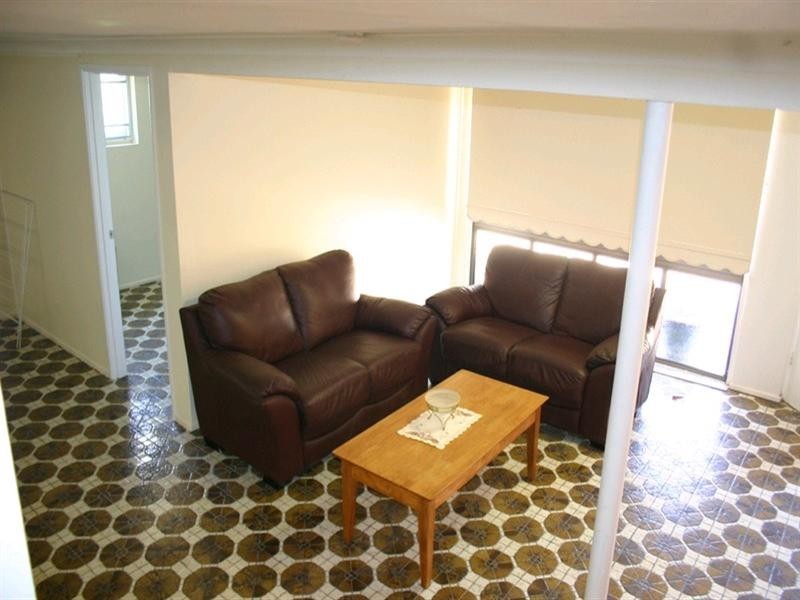 23 Eighth Avenue, Wilston QLD 4051