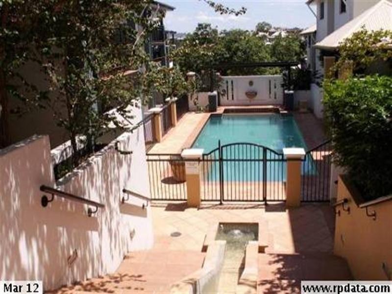 2 St Pauls Terrace, Spring Hill QLD 4000