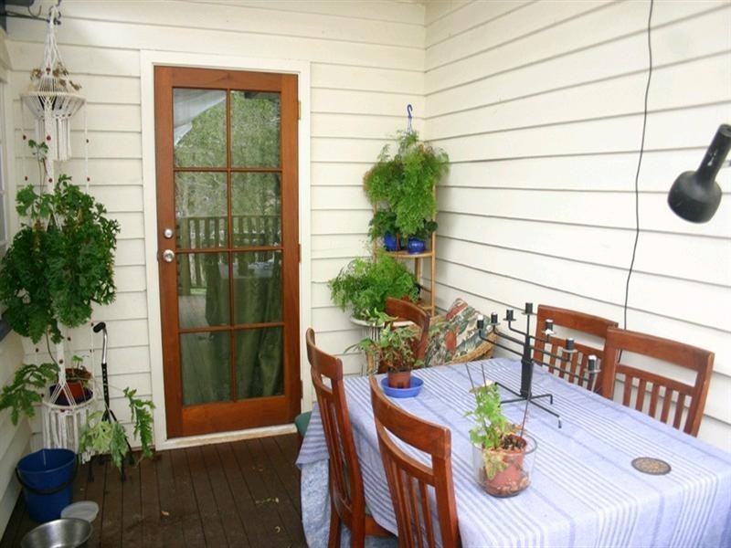 11 Bega Street, Grange QLD 4051