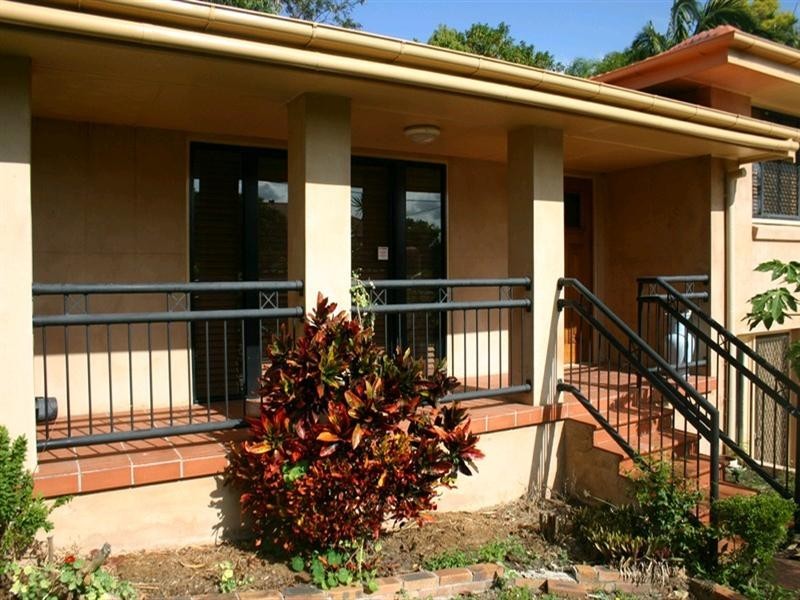 23 Eighth Avenue, Wilston QLD 4051