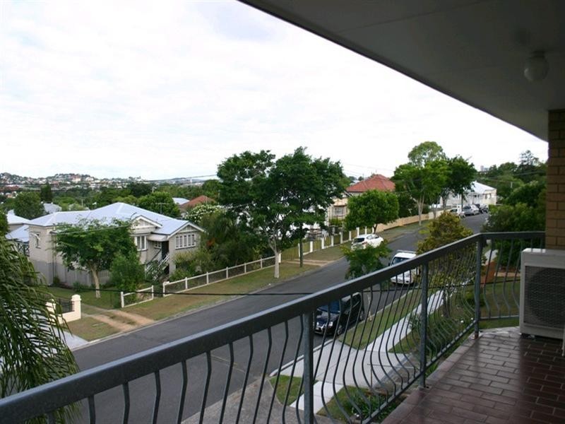 4/37 Victoria Terrace, Gordon Park QLD 4031