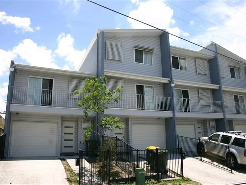 Rm 2/6a Lucy Street, Albion QLD 4010