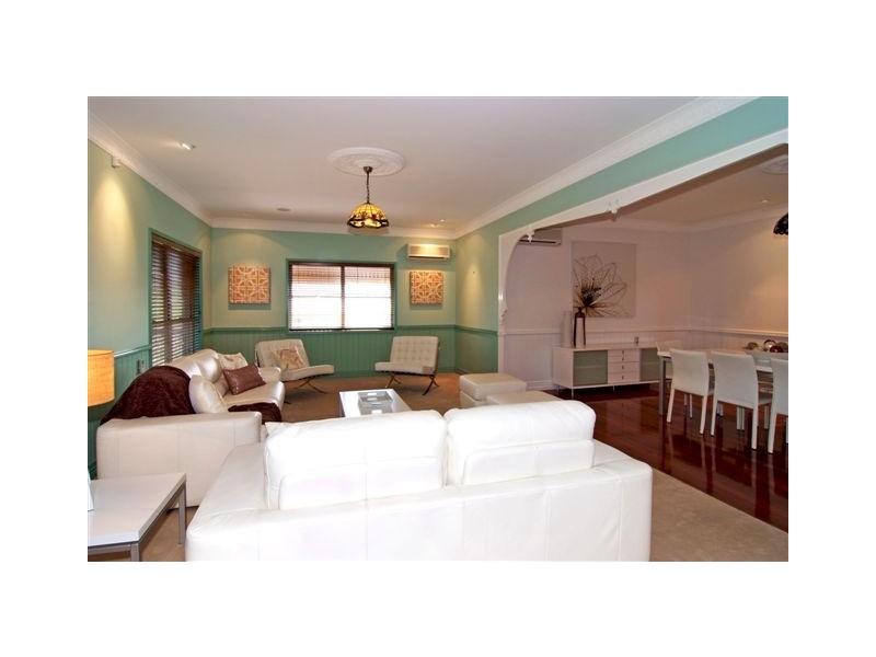 94 Peary Street, Northgate QLD 4013