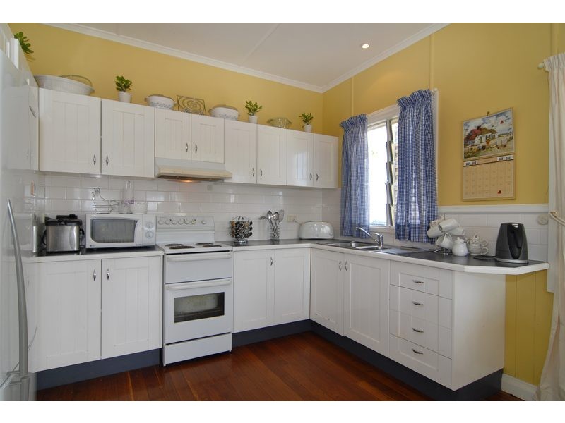 16 Plymouth Street, Alderley QLD 4051