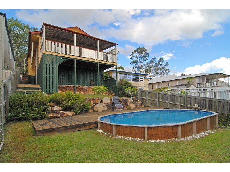 16 Plymouth Street, Alderley QLD 4051