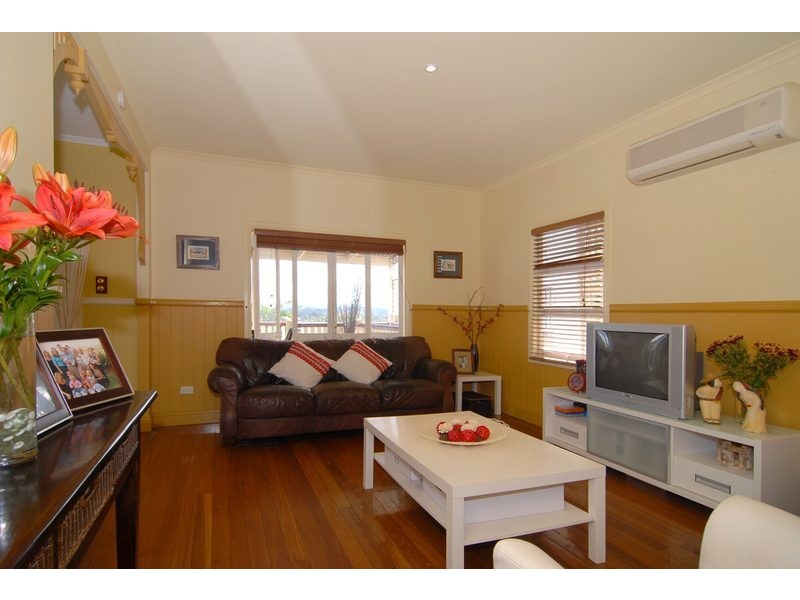 16 Plymouth Street, Alderley QLD 4051