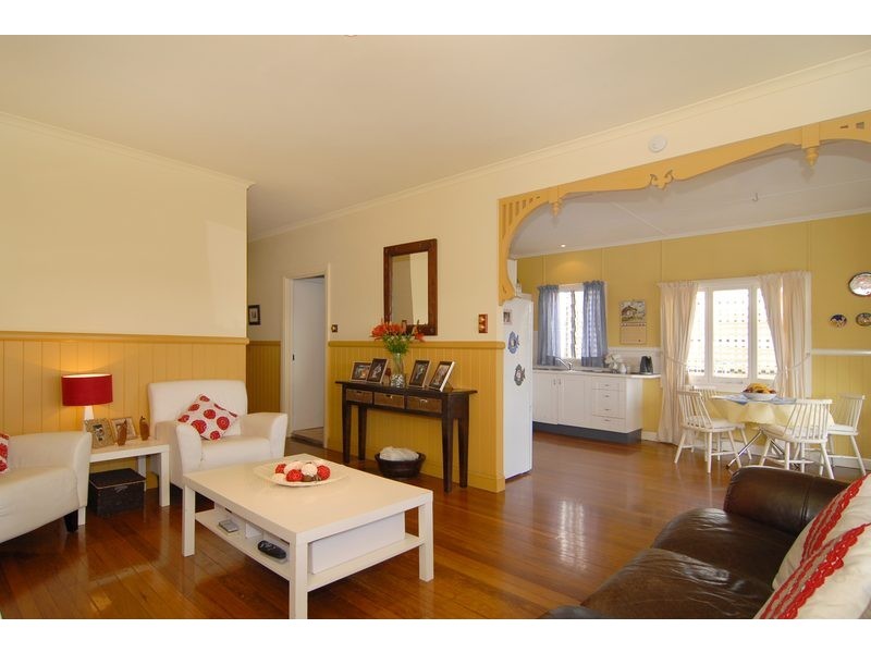 16 Plymouth Street, Alderley QLD 4051