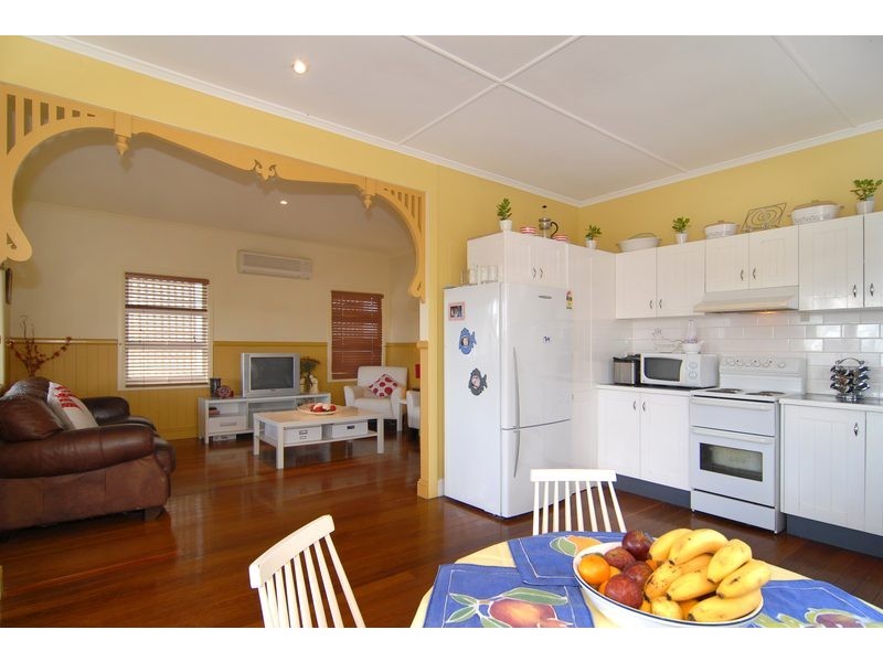 16 Plymouth Street, Alderley QLD 4051