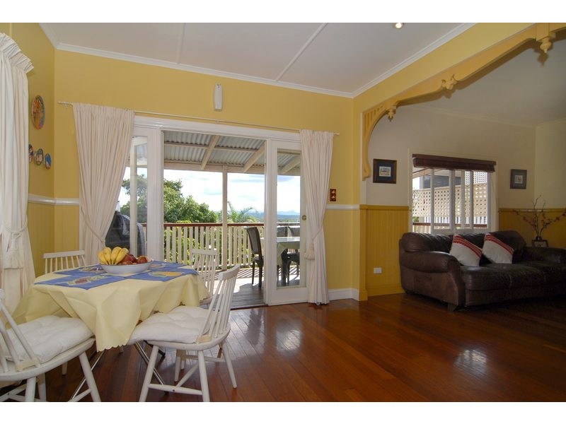 16 Plymouth Street, Alderley QLD 4051