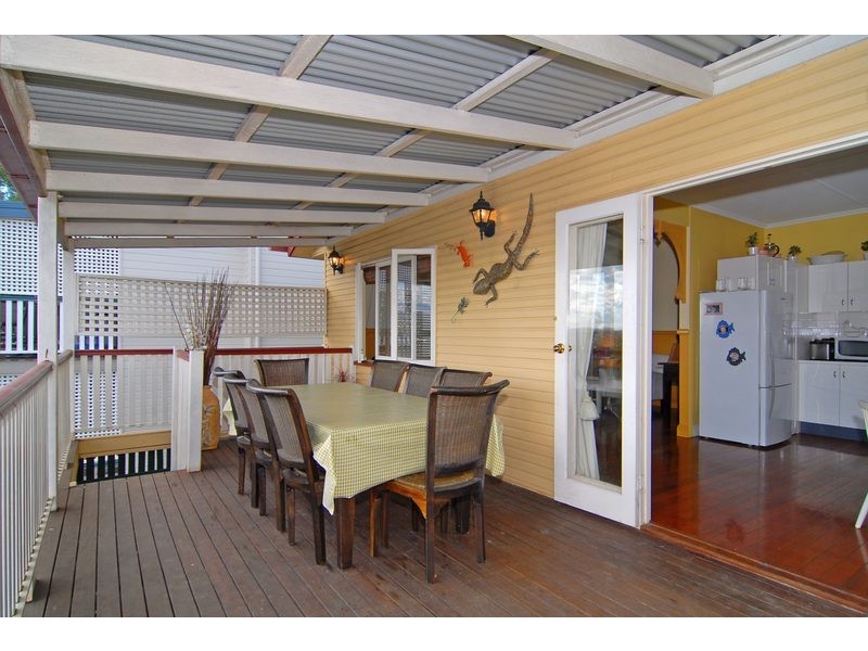 16 Plymouth Street, Alderley QLD 4051