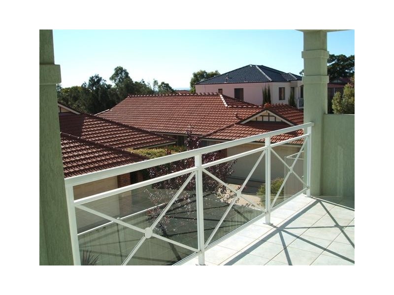 24 Crest Avenue, Mount Pleasant WA 6153