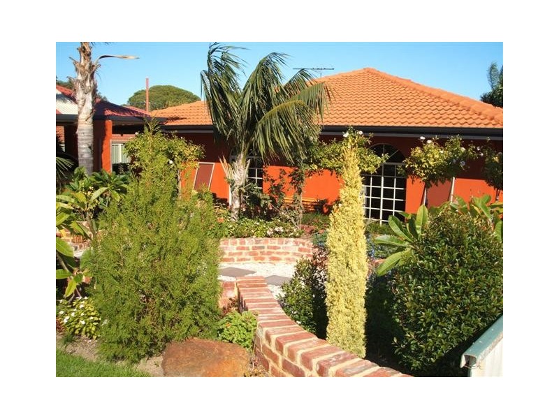 13 Coatelan Drive, Stirling WA 6021