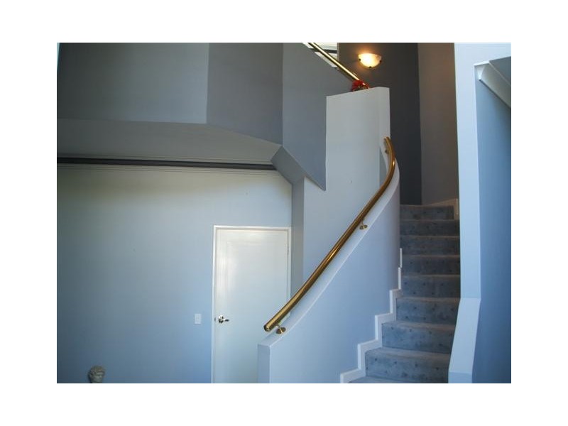 24 Crest Avenue, Mount Pleasant WA 6153