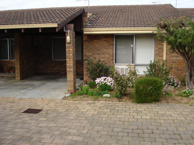 2/8 Kathleen Street, Yokine WA 6060