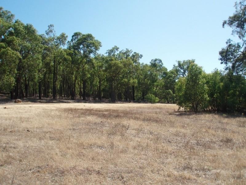 150 Powderbark Road, Lower Chittering WA 6084