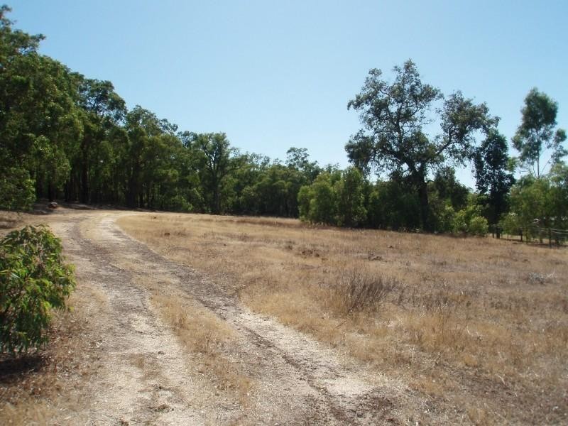 150 Powderbark Road, Lower Chittering WA 6084