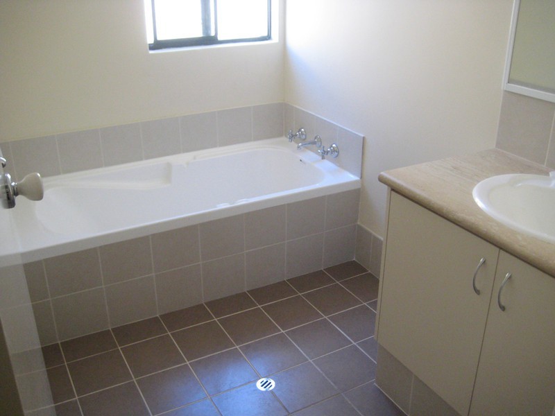 20 Watkins Loop, Tapping WA 6065