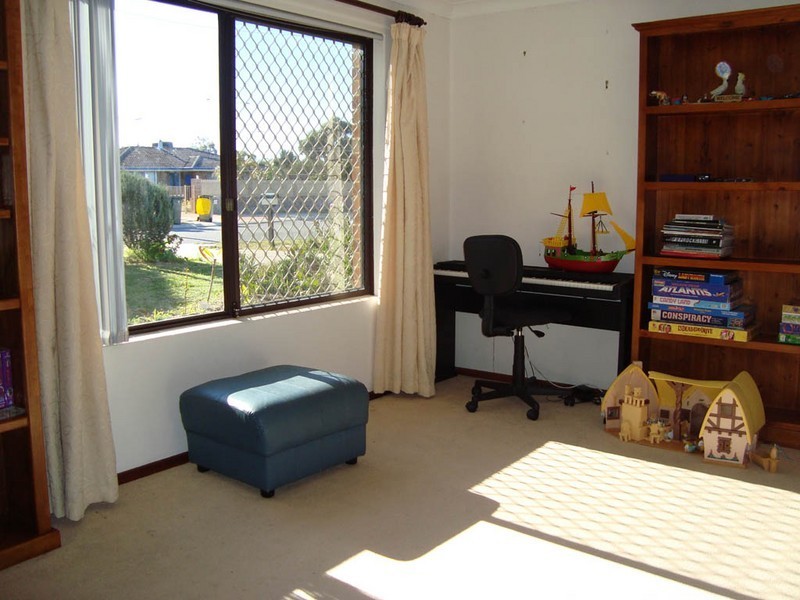 8 Lockeville, Beldon WA 6027