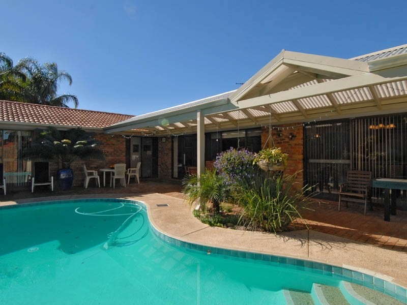 2 Pillapai Court, Kingsley WA 6026