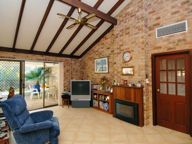 2 Pillapai Court, Kingsley WA 6026