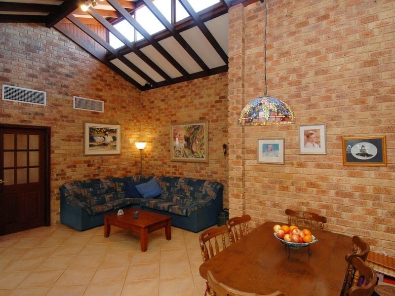 2 Pillapai Court, Kingsley WA 6026