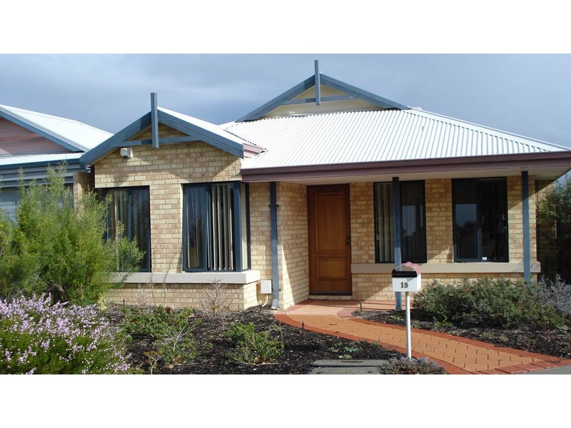 19 Brontie Avenue, Ellenbrook WA 6069