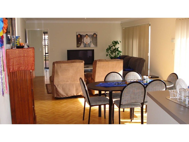 19 Brontie Avenue, Ellenbrook WA 6069