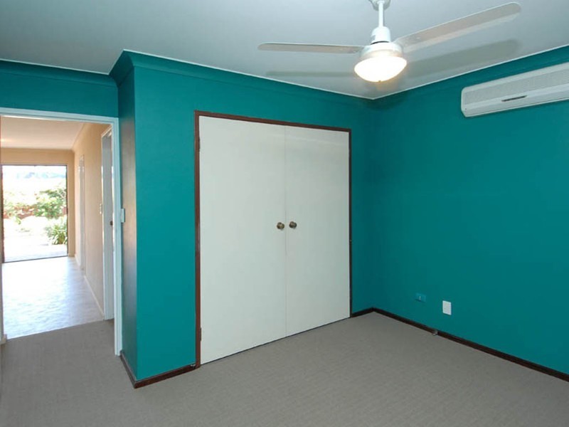 2/5 Western Avenue, Yokine WA 6060