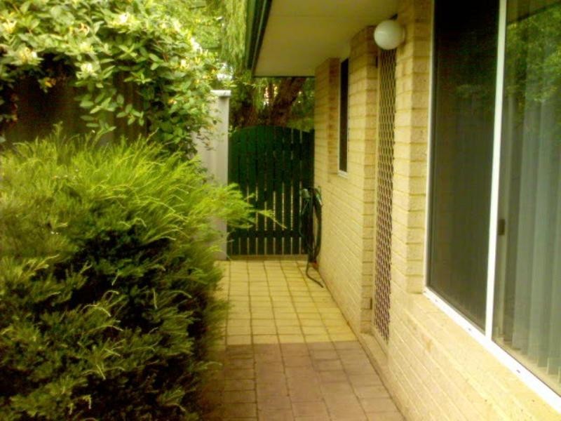 9A Vermont Street, Nollamara WA 6061