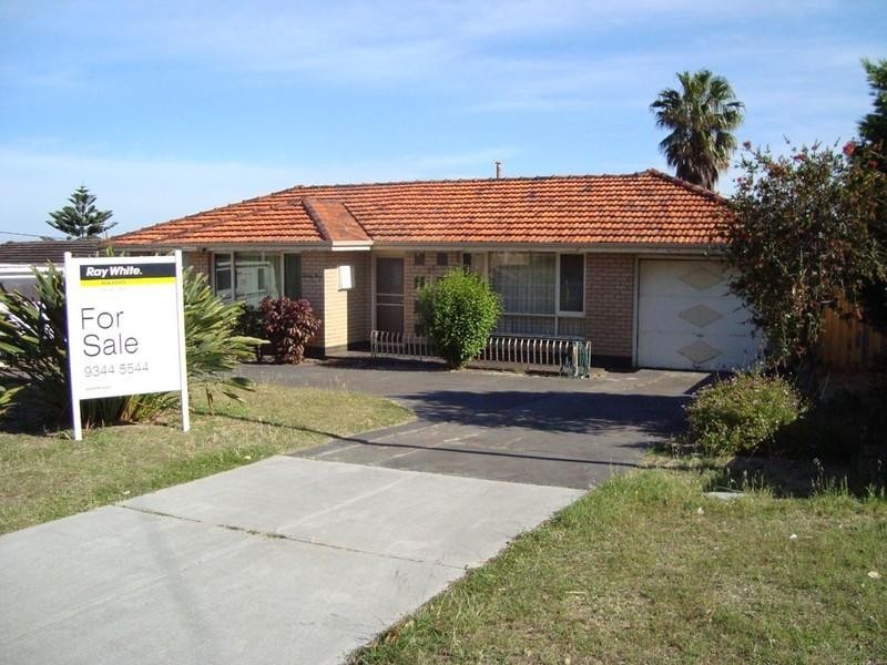 23 Golfview Street, Yokine WA 6060