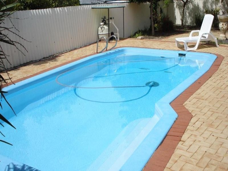 5 Savoir Court, Craigie WA 6025