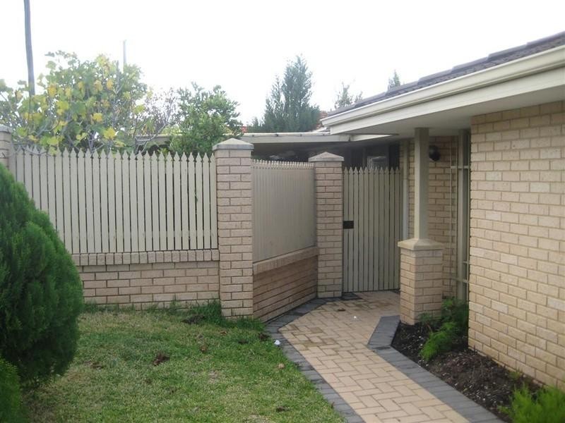 1/98 Flinders Street, Yokine WA 6060