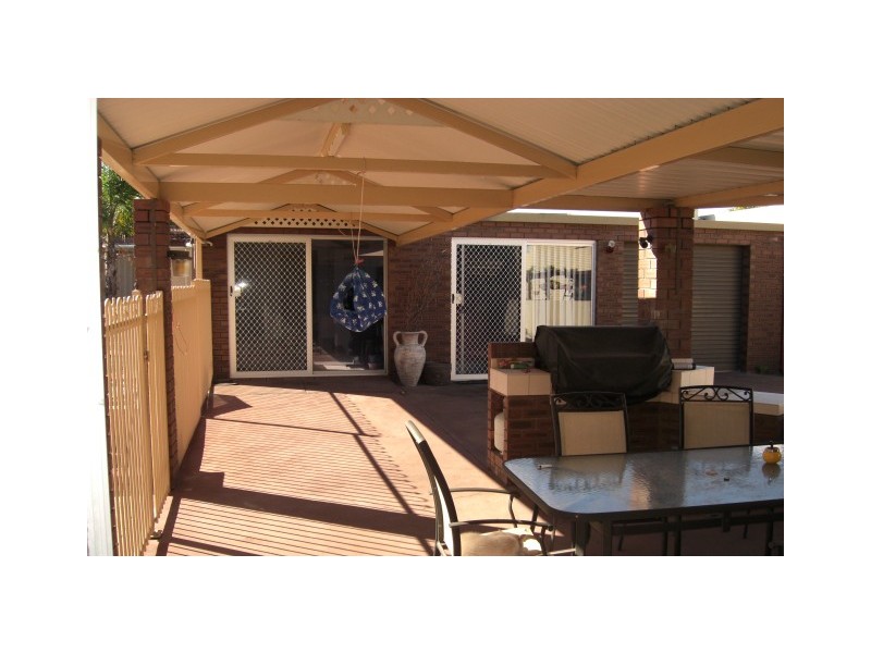 12 Coatelan Drive, Stirling WA 6021