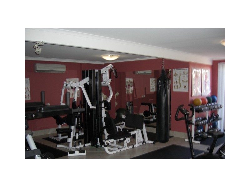 12 Coatelan Drive, Stirling WA 6021